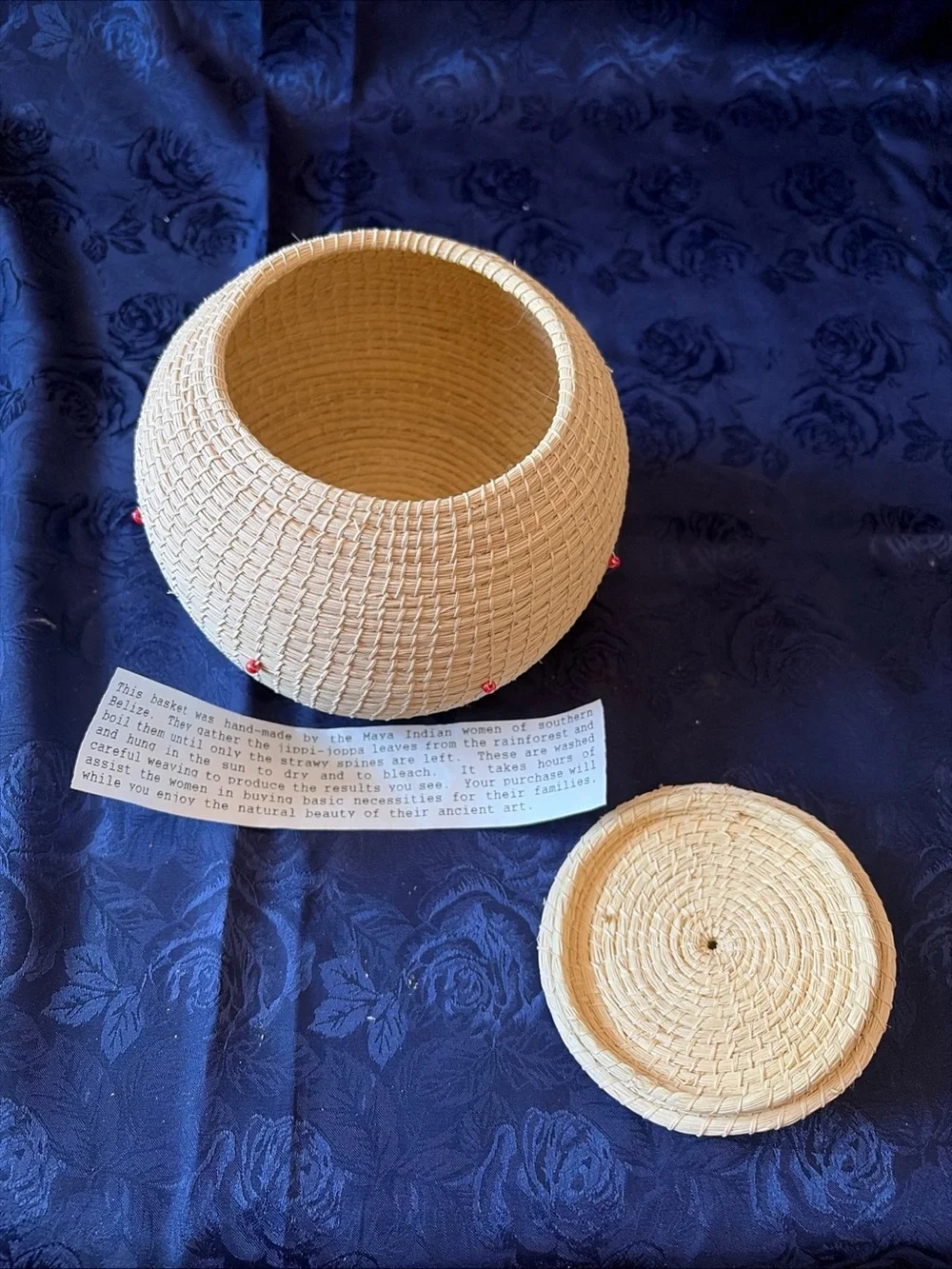 Hand-Woven Maya Indian Jippi-Joppa Leaf Basket From Belize